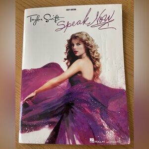 Taylor Swift Speak Now Guitar Book